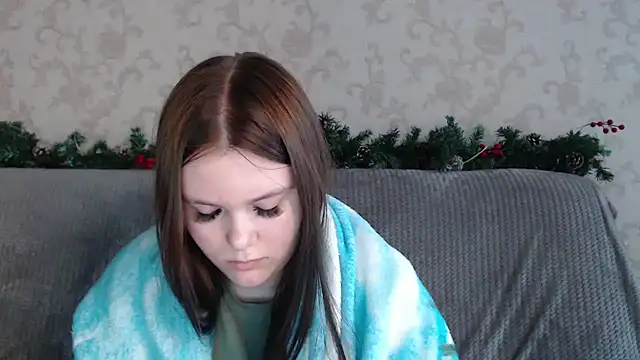 Snapshot of Musegirl chatting on February 15, 4:57 am Musegirl online show from February 15, 4:57 am