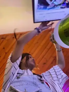 Ninfa pink online show from November 7, 9:52 pm