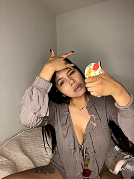 SweetieMariana online show from October 14, 10:09 pm