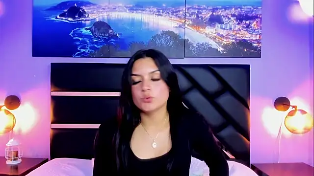 GAbrielaBotero online show from February 9, 8:18 pm