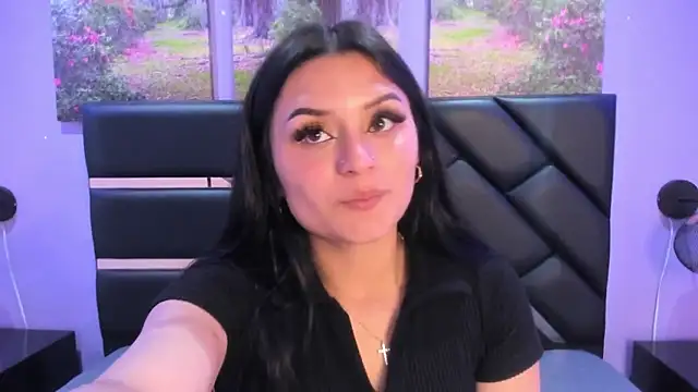 Snapshot of GAbrielaBotero chatting on November 24, 7:47 pm GAbrielaBotero online show from November 24, 7:47 pm