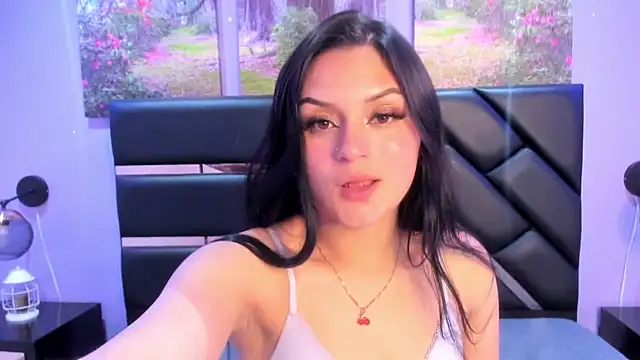 Snapshot of GAbrielaBotero chatting on November 20, 7:36 pm GAbrielaBotero online show from November 20, 7:36 pm