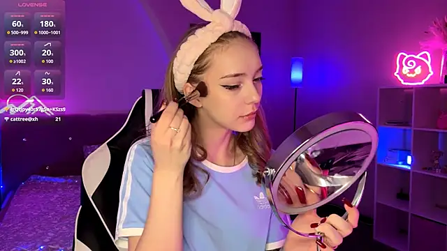 EvaPeace online show from March 10, 8:46 pm