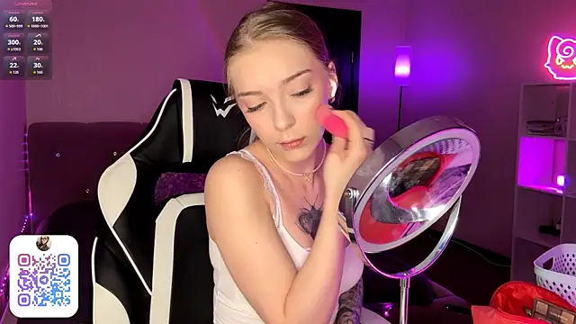 EvaPeace online show from February 16, 8:18 pm