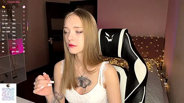 EvaPeace online show from December 19, 6:43 pm