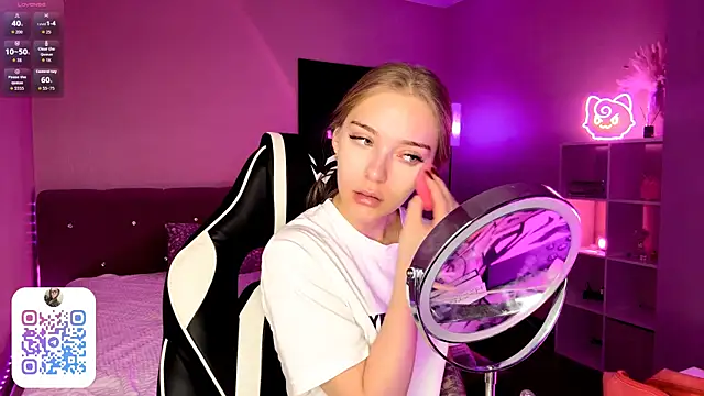 EvaPeace online show from February 25, 8:08 pm