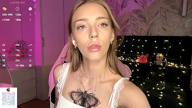 EvaPeace online show from November 30, 7:25 pm