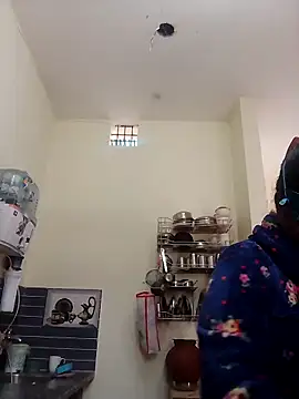 Honey-26 online show from December 3, 7:30 am