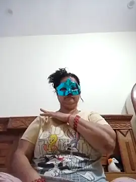 Honey-26 online show from April 17, 9:23 am