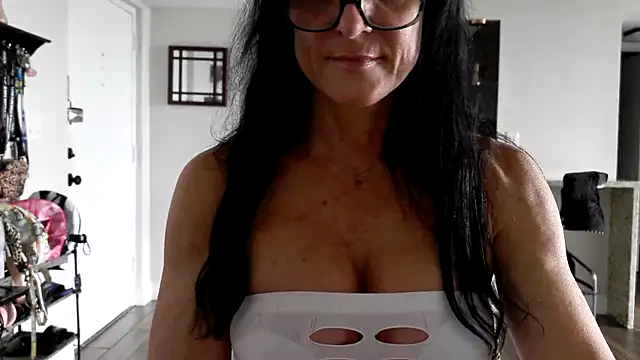 carothepro online show from October 19, 3:59 pm