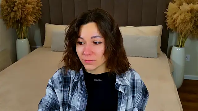 EdenSolis online show from March 28, 8:59 am