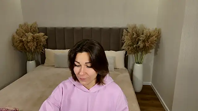 EdenSolis online show from November 10, 10:09 am