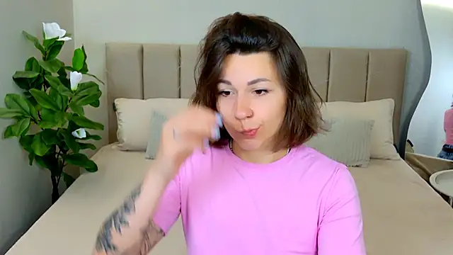 EdenSolis online show from July 2, 7:36 am