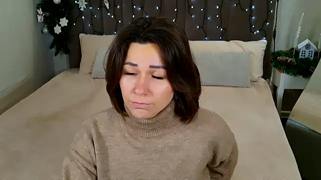 EdenSolis online show from December 15, 9:04 am