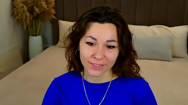 EdenSolis online show from March 1, 9:31 am