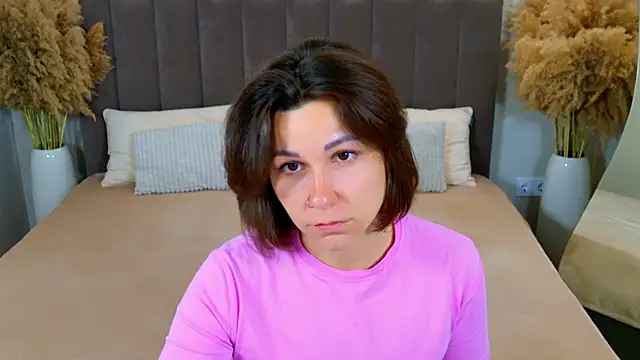 EdenSolis online show from May 21, 9:39 am