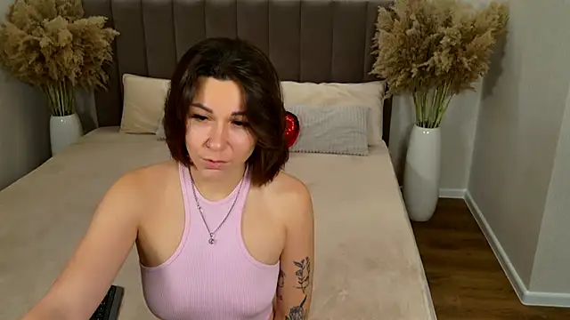 EdenSolis online show from November 13, 8:07 am