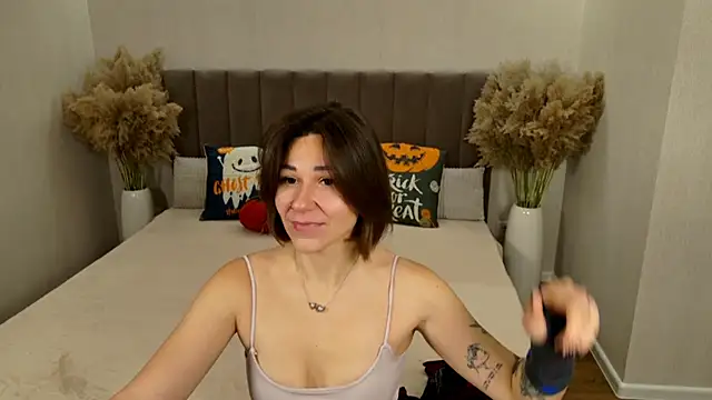 EdenSolis online show from October 30, 6:23 am