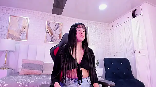 Snapshot of Aby_cole11 chatting on October 13, 1:56 pm Aby cole11 online show from October 13, 1:56 pm