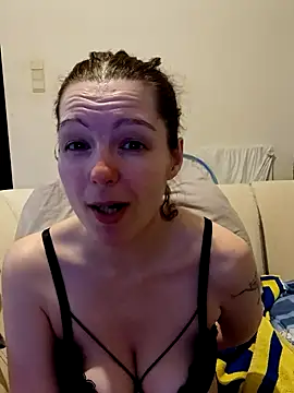 labellerose online show from April 14, 7:41 pm