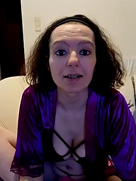 labellerose online show from March 20, 6:20 pm