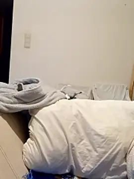 labellerose online show from January 9, 6:04 pm