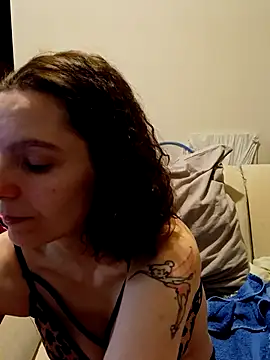 labellerose online show from March 27, 6:20 pm