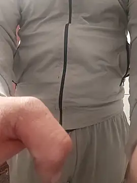 Alexszader36 online show from April 5, 11:33 pm