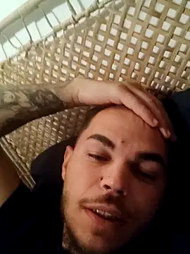 Alexszader36 online show from November 18, 9:40 pm