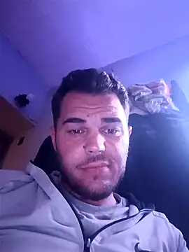 Alexszader36 online show from April 3, 9:32 pm