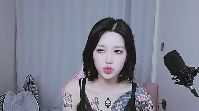 MISA 02 online show from March 30, 8:05 am