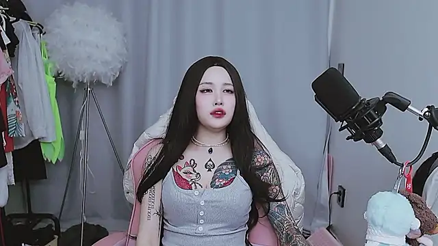 MISA 02 online show from May 15, 12:36 pm