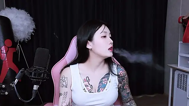 MISA 02 online show from November 10, 12:43 pm