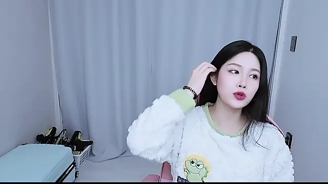 MISA 02 online show from December 18, 12:53 pm