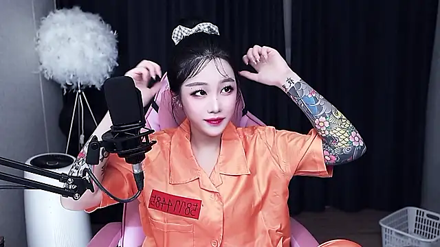 MISA 02 online show from October 18, 11:01 am