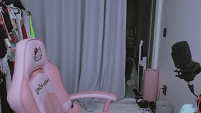 MISA 02 online show from April 5, 6:47 pm