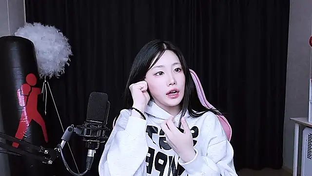 MISA 02 online show from November 5, 12:41 pm