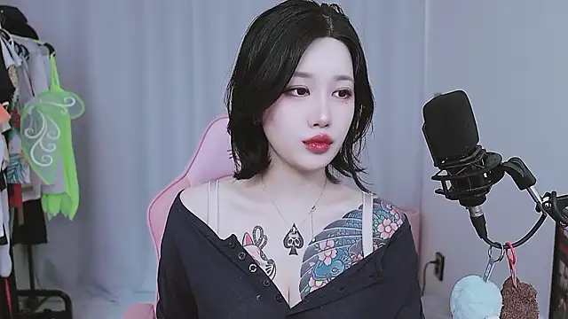 MISA 02 online show from April 2, 7:26 am