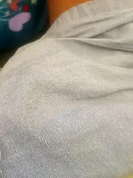 leeya14 online show from November 2, 6:51 am