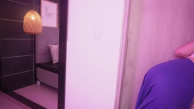 Thalia Karlson online show from March 21, 12:31 pm