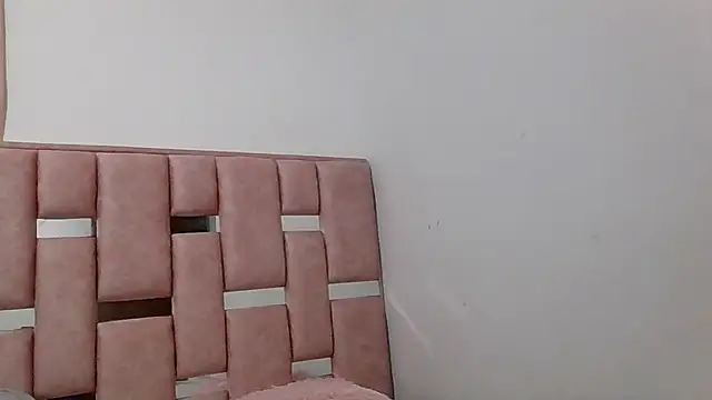 abby moss 2 online show from December 16, 5:22 am