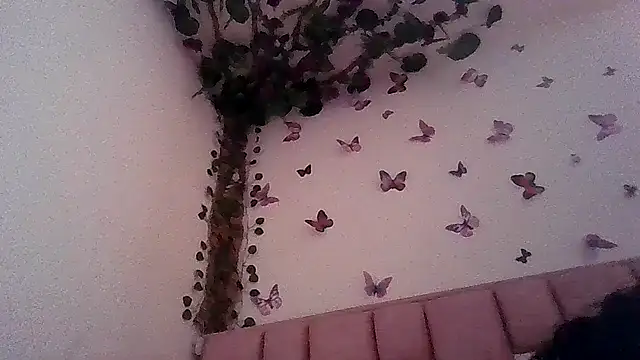Snapshot of abby_moss_2 chatting on June 12, 12:47 pm abby moss 2 online show from June 12, 12:47 pm
