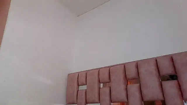 abby moss 2 online show from January 18, 5:05 pm