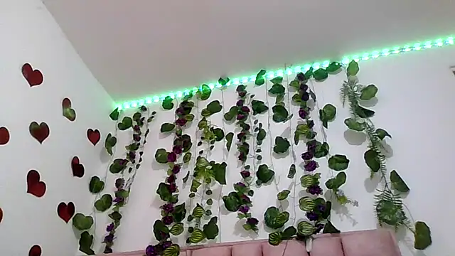 abby moss 2 online show from April 16, 12:28 pm