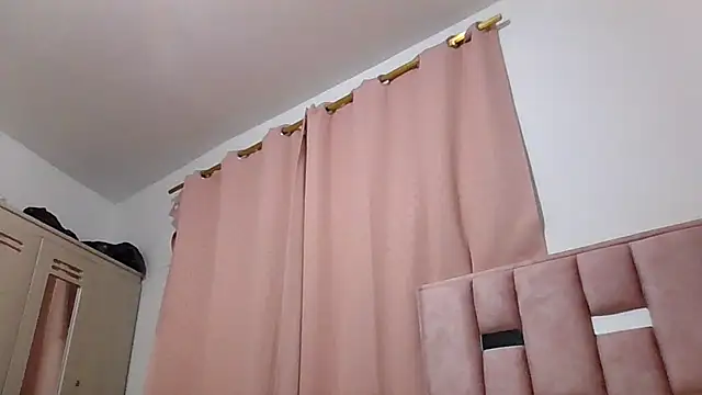 abby moss 2 online show from December 19, 6:16 am