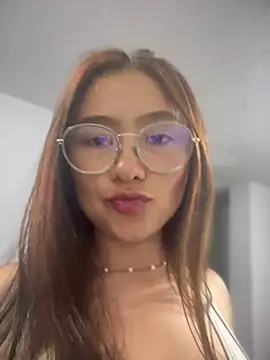 Lexxa peach online show from October 17, 5:11 am