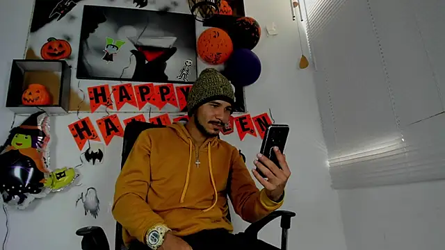 Snapshot of jhapsson_wong chatting on October 29, 2:27 pm jhapsson wong online show from October 29, 2:27 pm