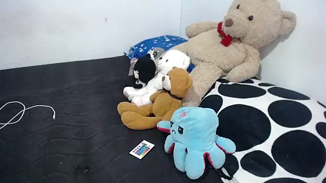 Antonhyjared online show from April 3, 8:15 pm