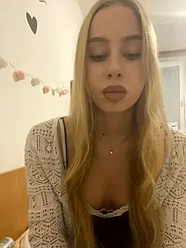 RemyStyles online show from December 1, 8:32 pm