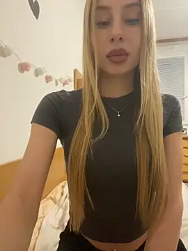 RemyStyles online show from February 2, 9:36 pm